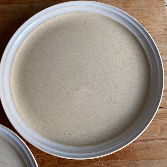 2 large Platters by Mikasa Stoneware Japan Homespun Sea Sand J7802 - Picture 7 of 9